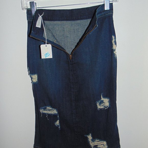 Cheyann Benedict Dark Wash Blue Denim Jean Straight Pencil Skirt Distressed 26"W - Picture 6 of 7